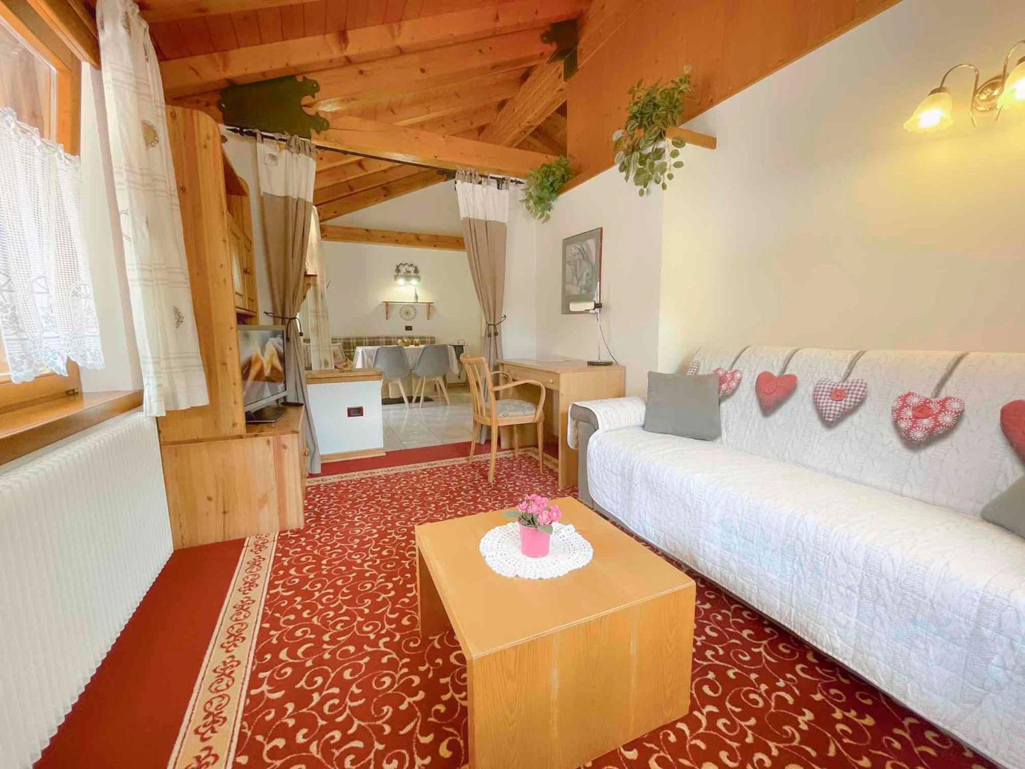 Chalet Al Lago Molveno Exterior photo
